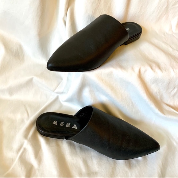 ✨ Aska Black Slip-On Pointed Toe Lee Flats - Picture 4 of 10